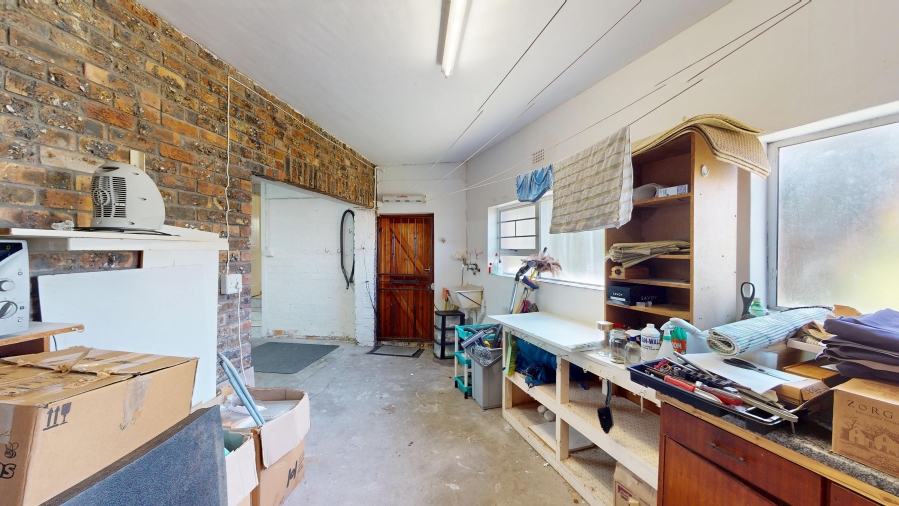 3 Bedroom Property for Sale in Heuningkloof Western Cape